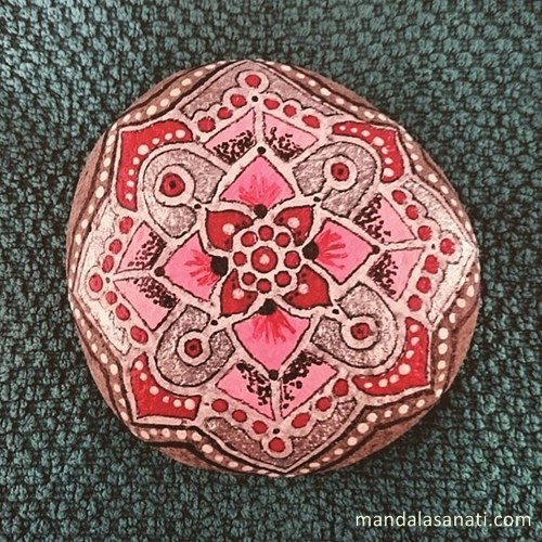 mandala taş boyama yapımı